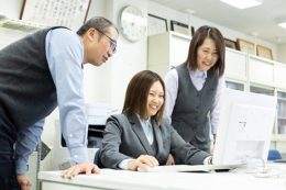 株式会社前田屋